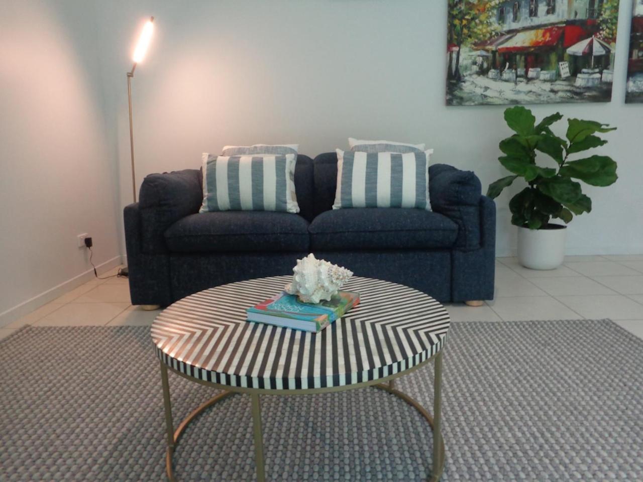 Noosa Buoys Hotel Tinbeerwah Luaran gambar