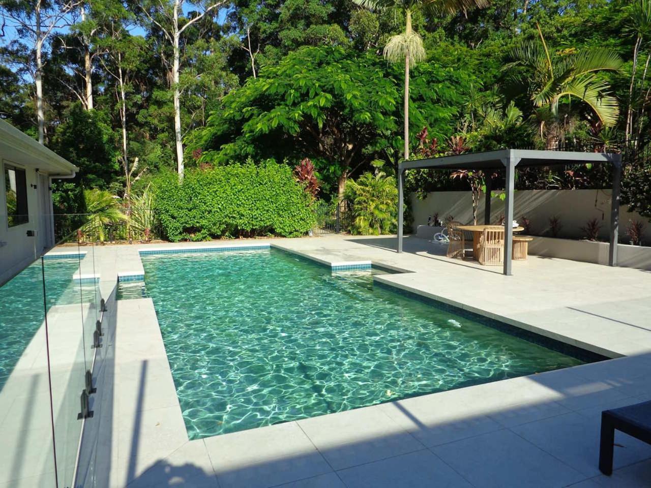 Noosa Buoys Hotel Tinbeerwah Luaran gambar